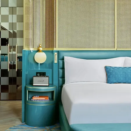 W 5* Budapesta