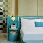 W 5* بودابست