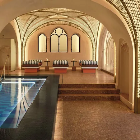 Hotel W Budapešť